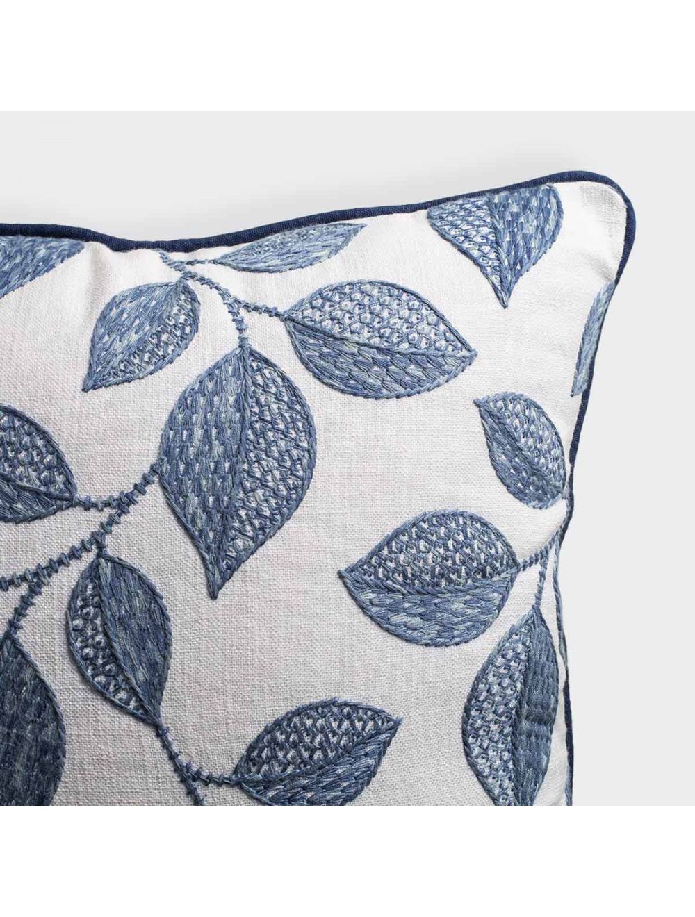Avina Cushion-IAAH